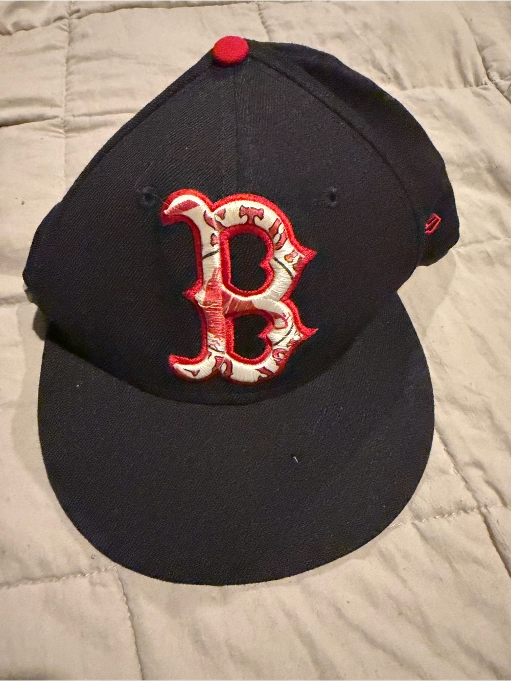 MLB Boston Red Sox Navy Cap with Red and White Embroidered B